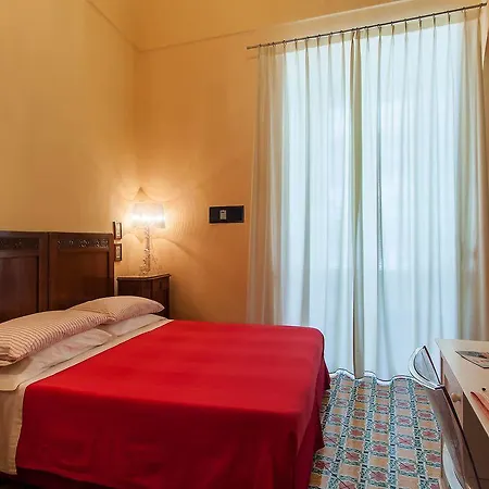 Casa Astarita 4*